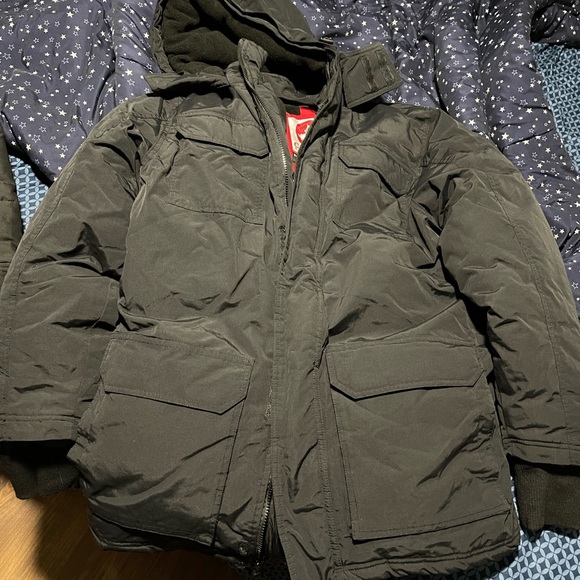 Jacket - Picture 1 of 4